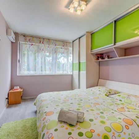 Cool Cozy Apartment